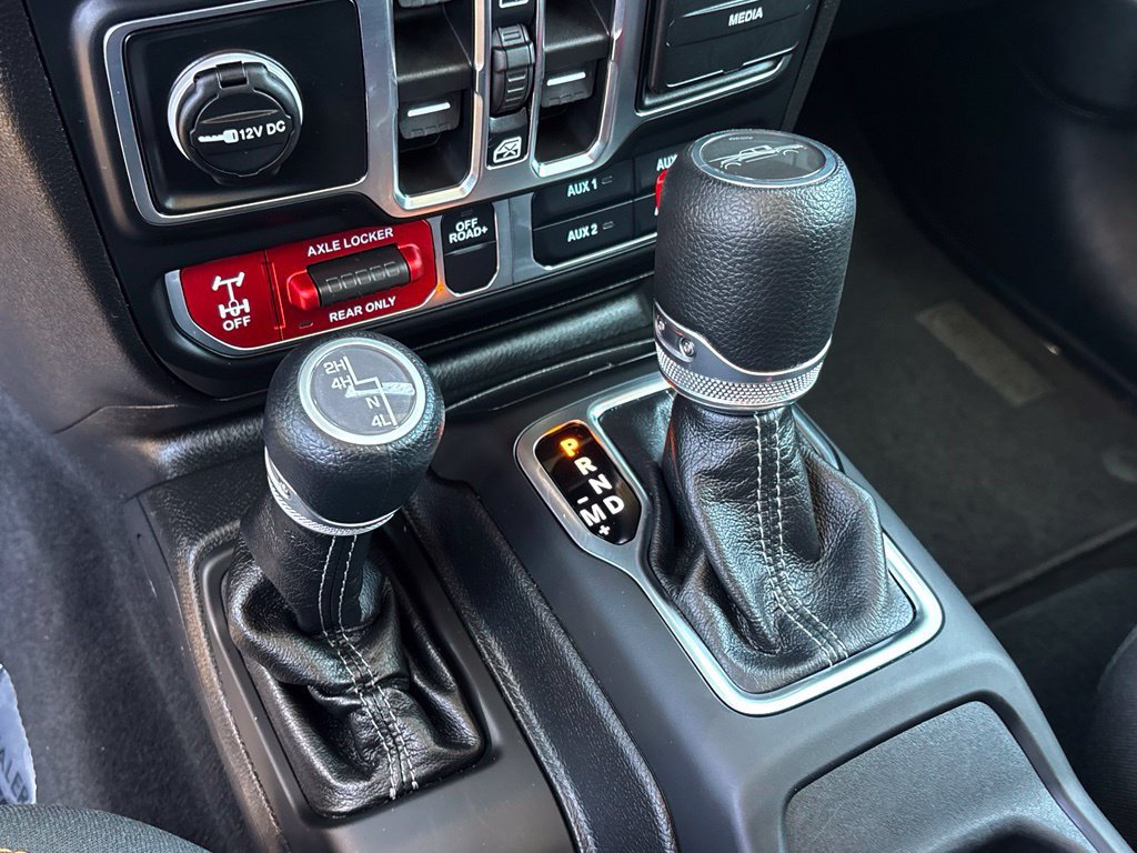 Certified 2026 Jeep Gladiator Mojave AWD/4WD image 21