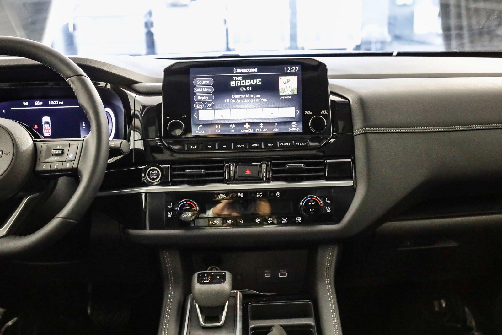 New 2025 Nissan Pathfinder Platinum w/ Cargo Package image 19
