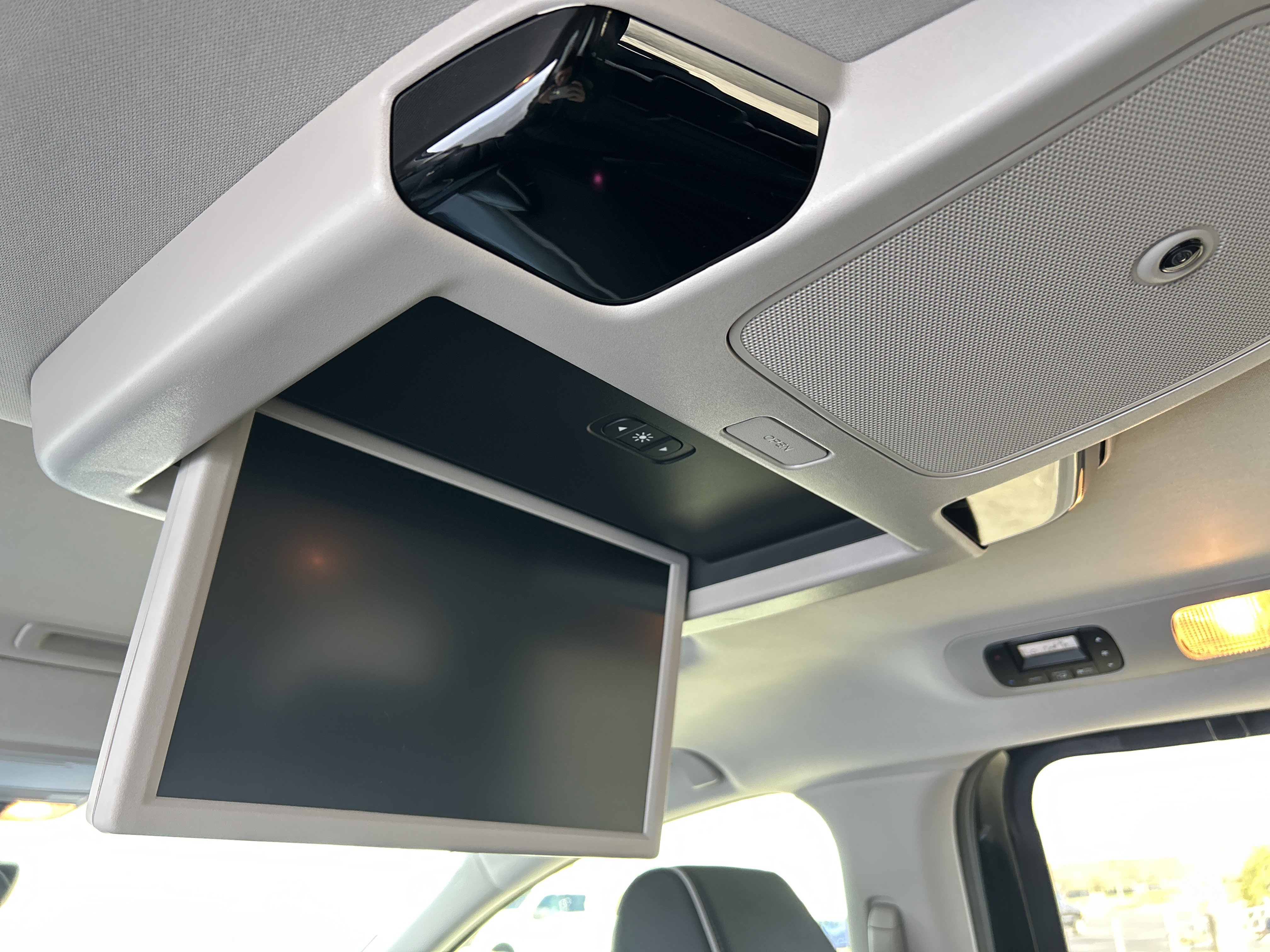 Certified 2026 Honda Odyssey Touring image 28