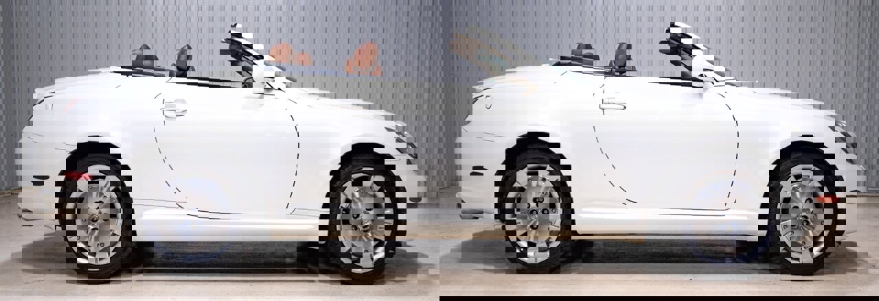 Used 2003 Lexus SC 430 Convertible image 2