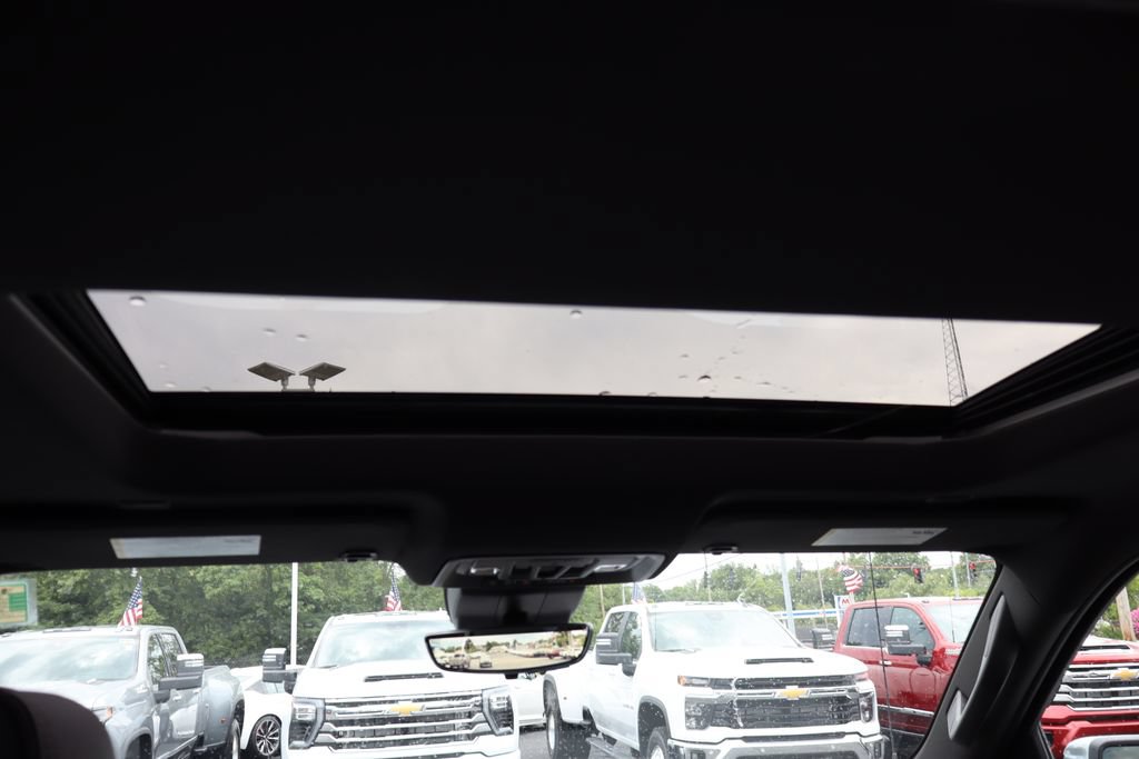 New 2026 Chevrolet Silverado 1500 High Country AWD/4WD image 21