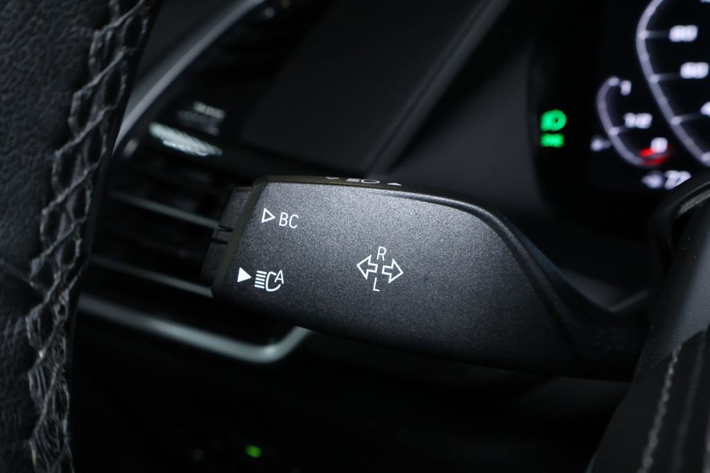 Used 2019 BMW X5 xDrive40i w/ Premium Package 2 image 26