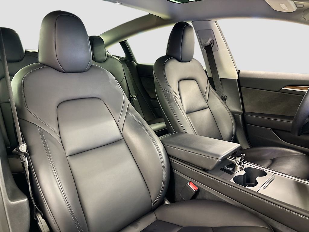 Used 2023 Tesla Model 3 Standard Range image 14