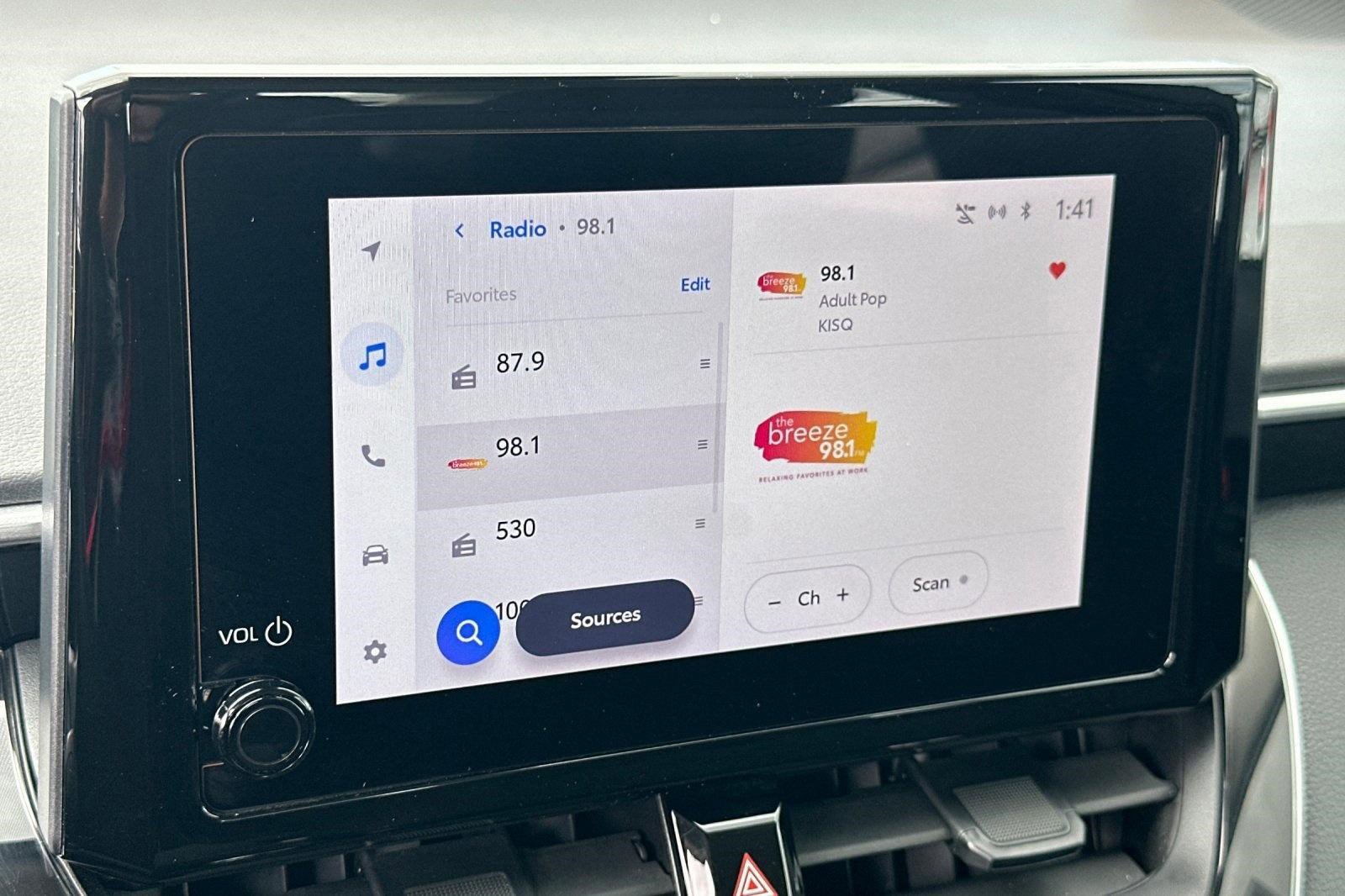 Used 2024 Toyota Corolla LE image 18