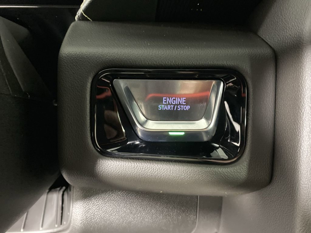 New 2026 GMC Yukon Elevation image 17