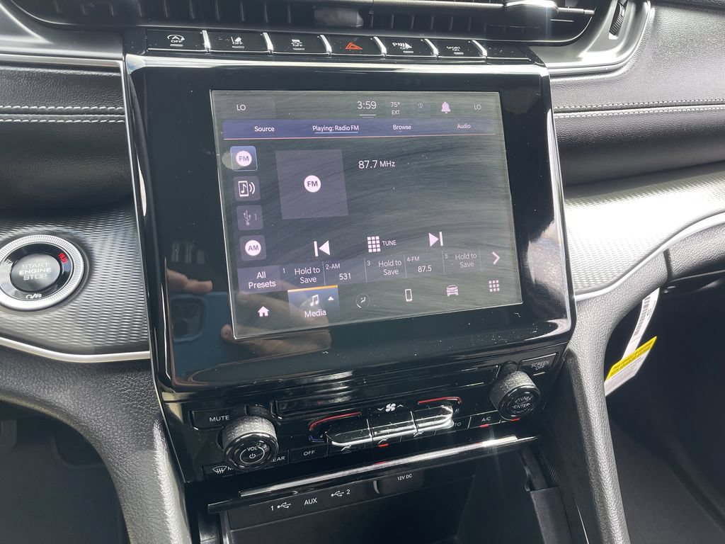 New 2026 Jeep Grand Cherokee Laredo AWD/4WD image 18