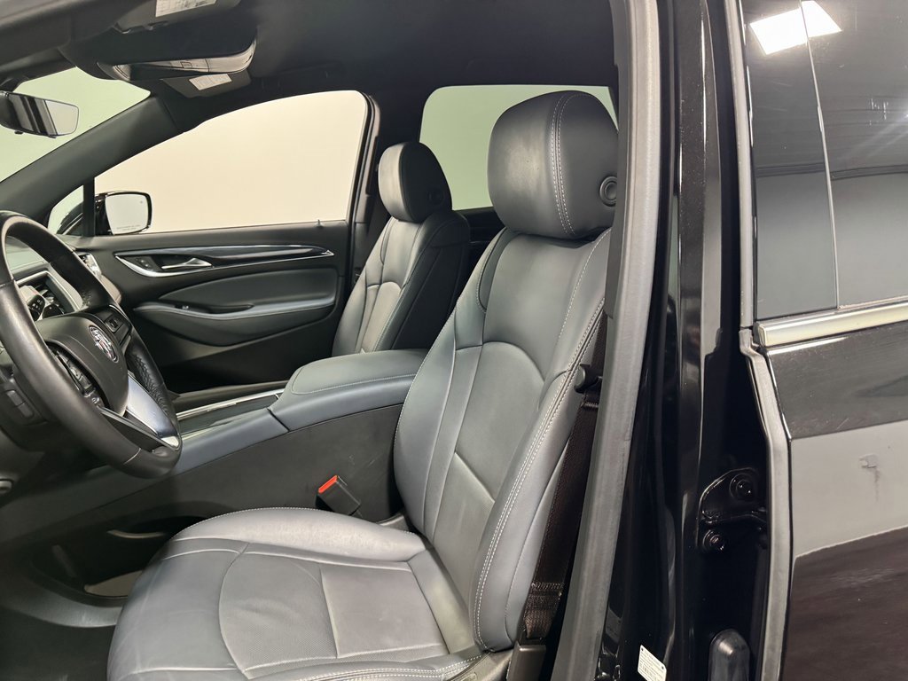 Used 2024 Buick Enclave Premium image 58