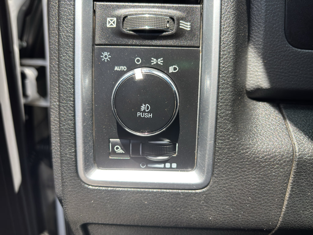 Used 2018 RAM 3500 Lone Star AWD/4WD image 20