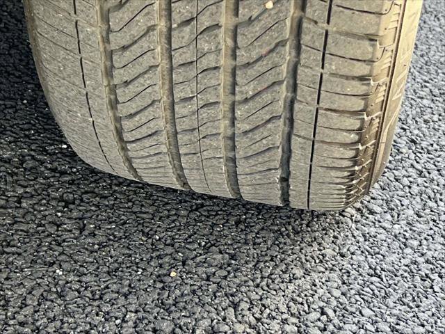 Used 2025 Chevrolet Suburban RST w/ Comfort Package AWD/4WD image 11