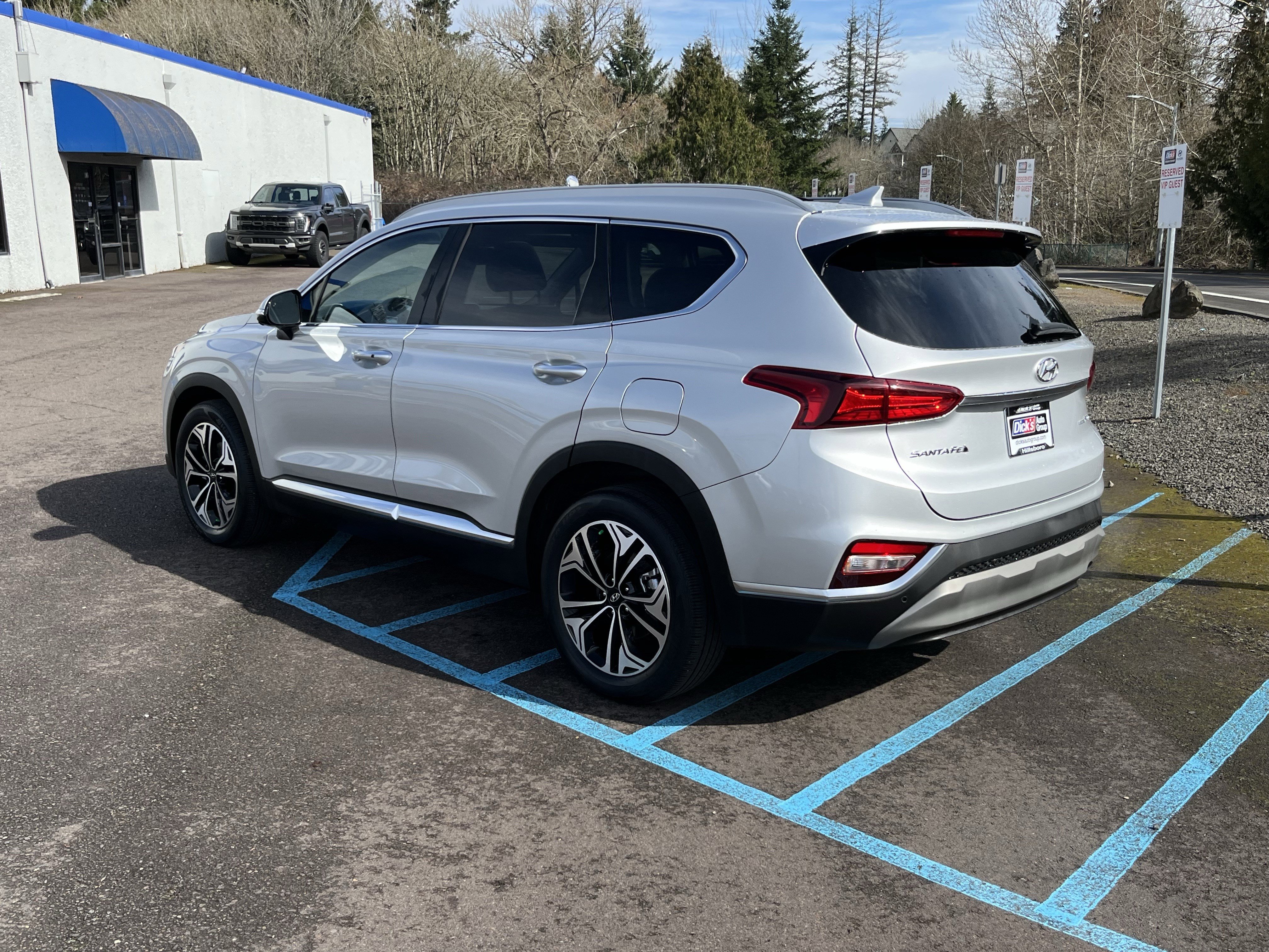 Used 2019 Hyundai Santa Fe Ultimate image 3