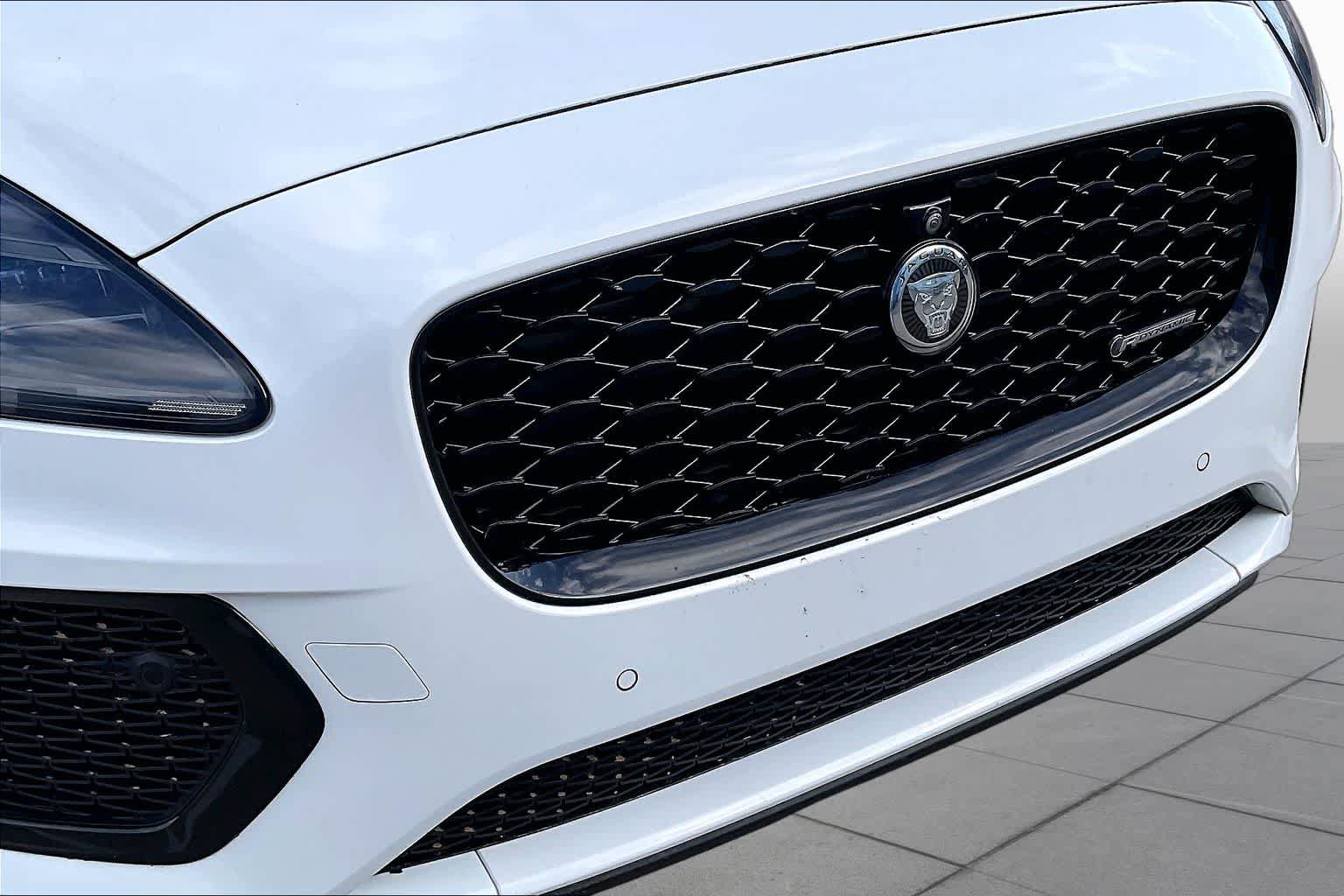Used 2024 Jaguar E-PACE R-Dynamic SE AWD/4WD image 29