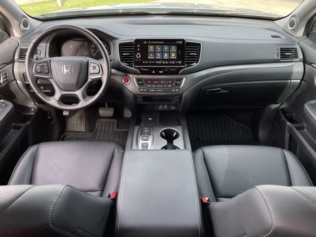 Certified 2025 Honda Ridgeline RTL+ image 9