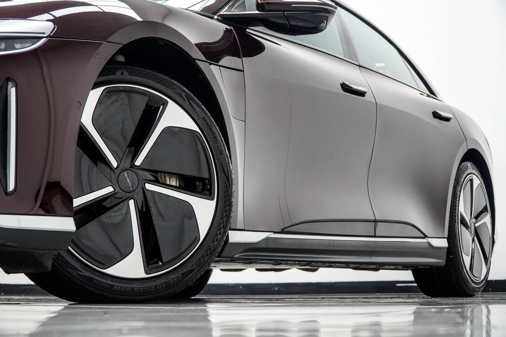 Used 2024 Lucid Air Touring AWD/4WD image 3