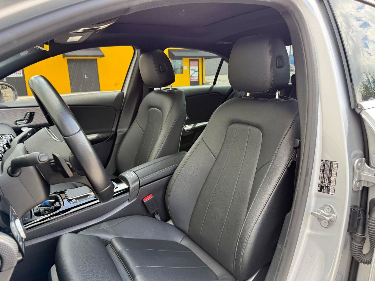 Used 2021 Mercedes-Benz A 220 w/ Premium Package image 11