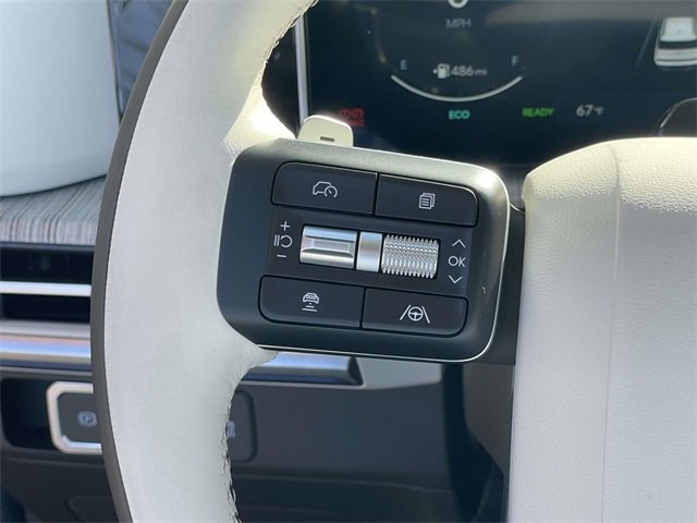 Used 2025 Hyundai Santa Fe Calligraphy image 17