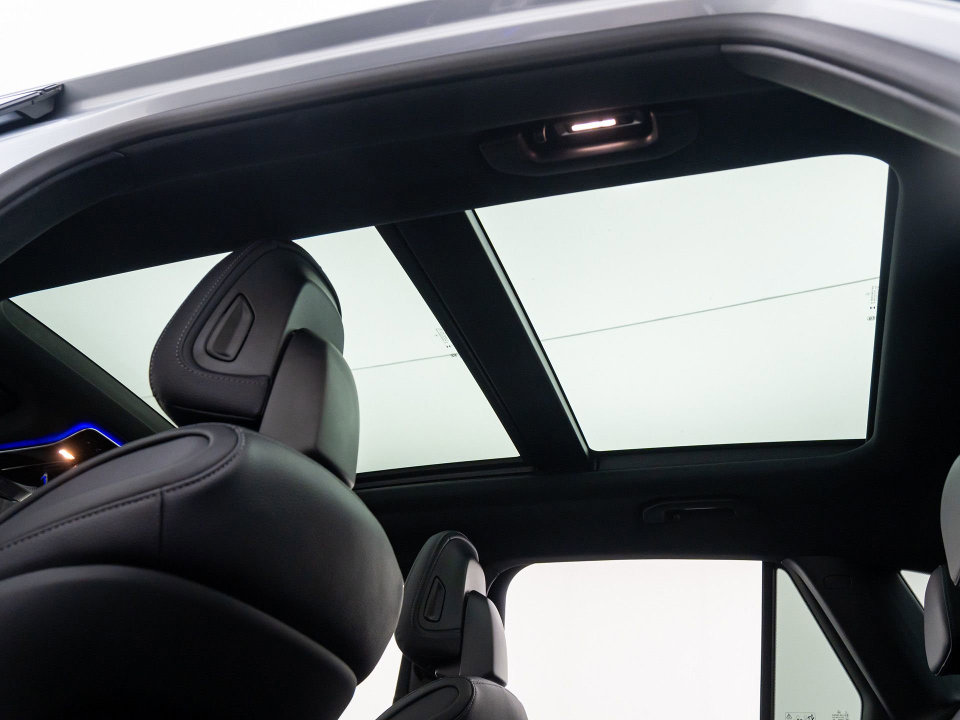 Certified 2025 Mercedes-Benz GLC 350e 4MATIC image 20