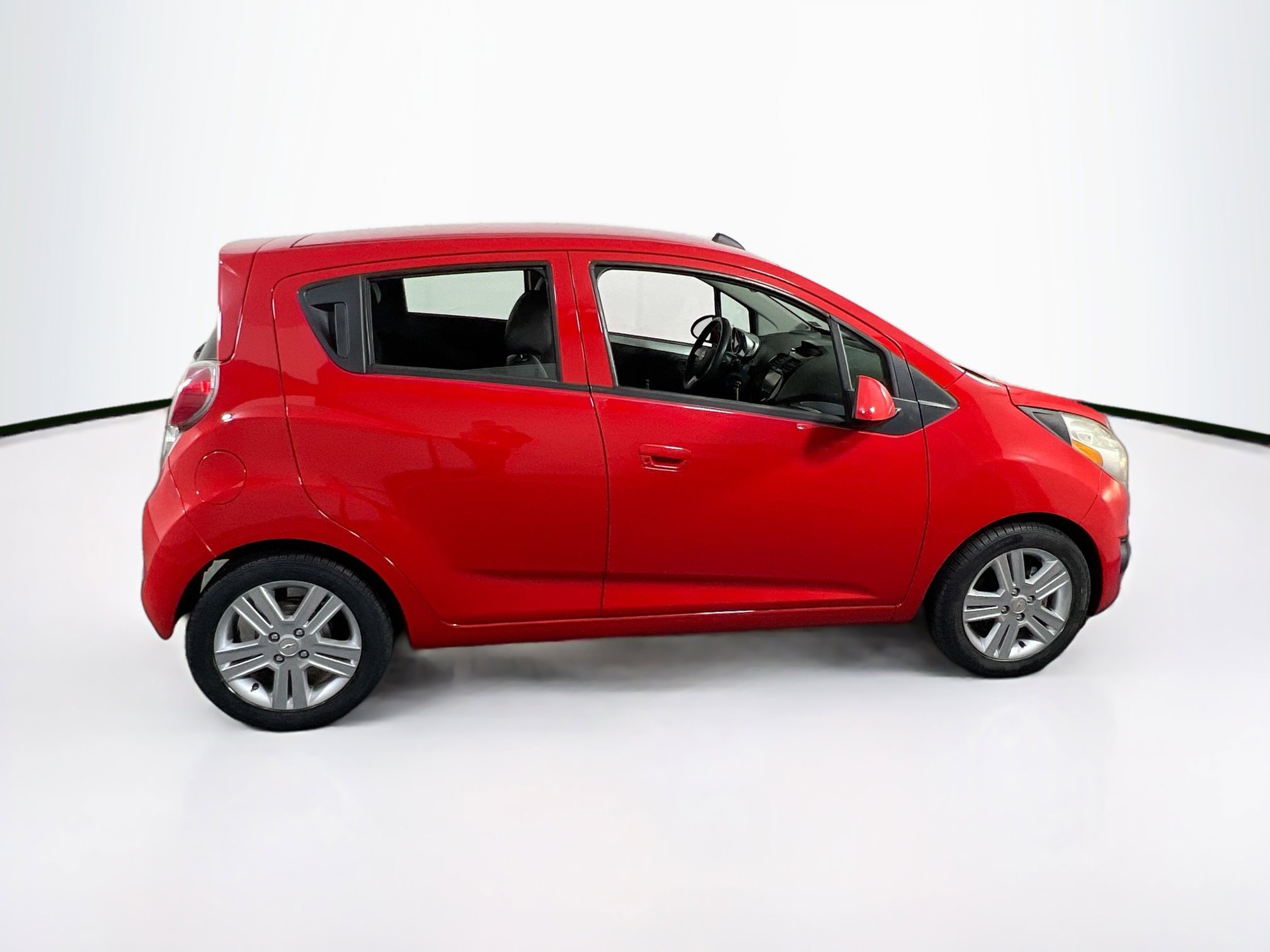 Used 2015 Chevrolet Spark LT image 4