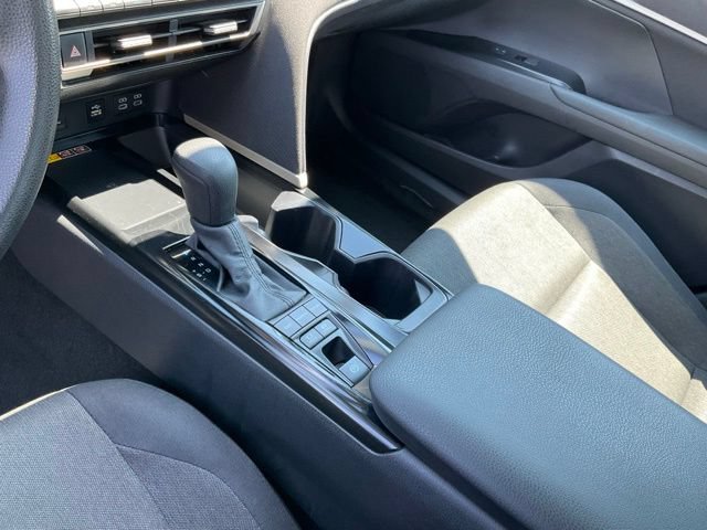 Used 2025 Toyota Camry LE FWD image 14