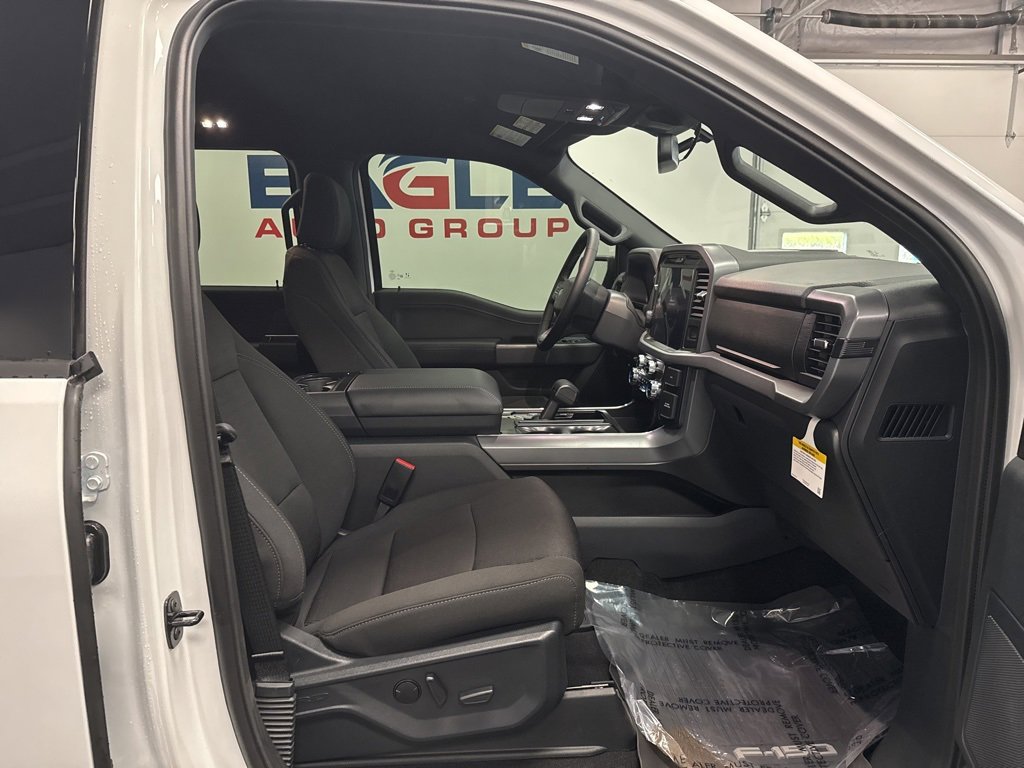New 2025 Ford F150 XLT w/ Equipment Group 302A MID image 38