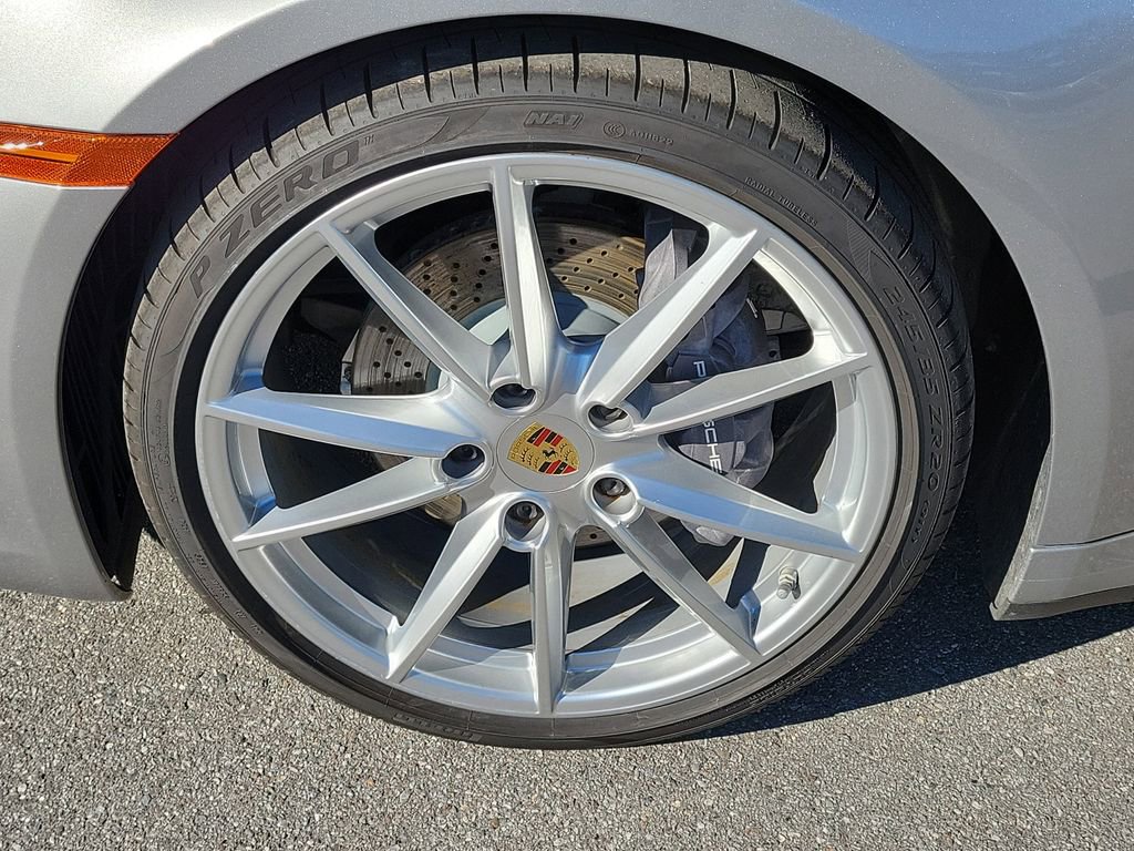 Certified 2022 Porsche 911 Carrera 4 image 12