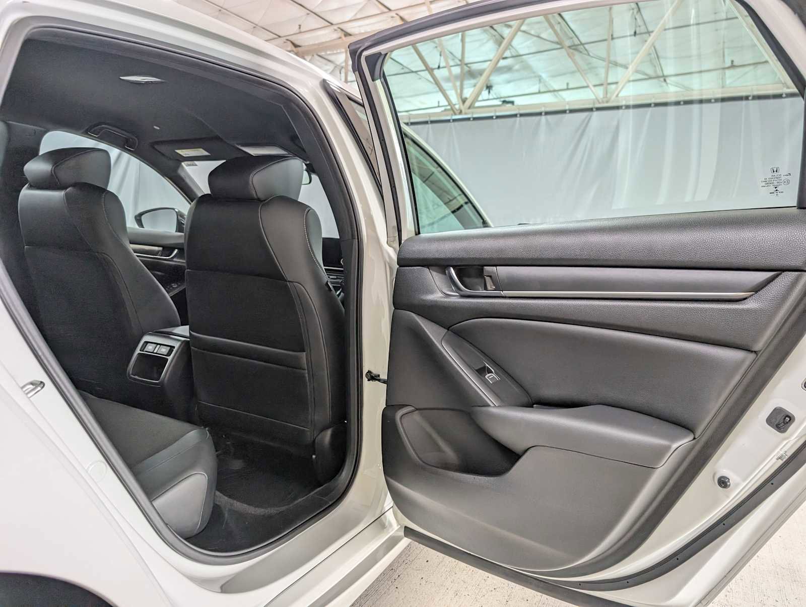 Used 2022 Honda Accord Sport image 27