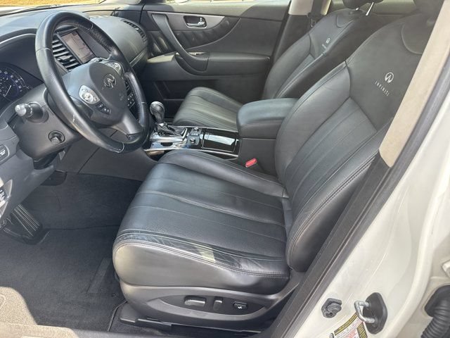 Used 2014 INFINITI QX70 AWD w/ Premium Package image 10