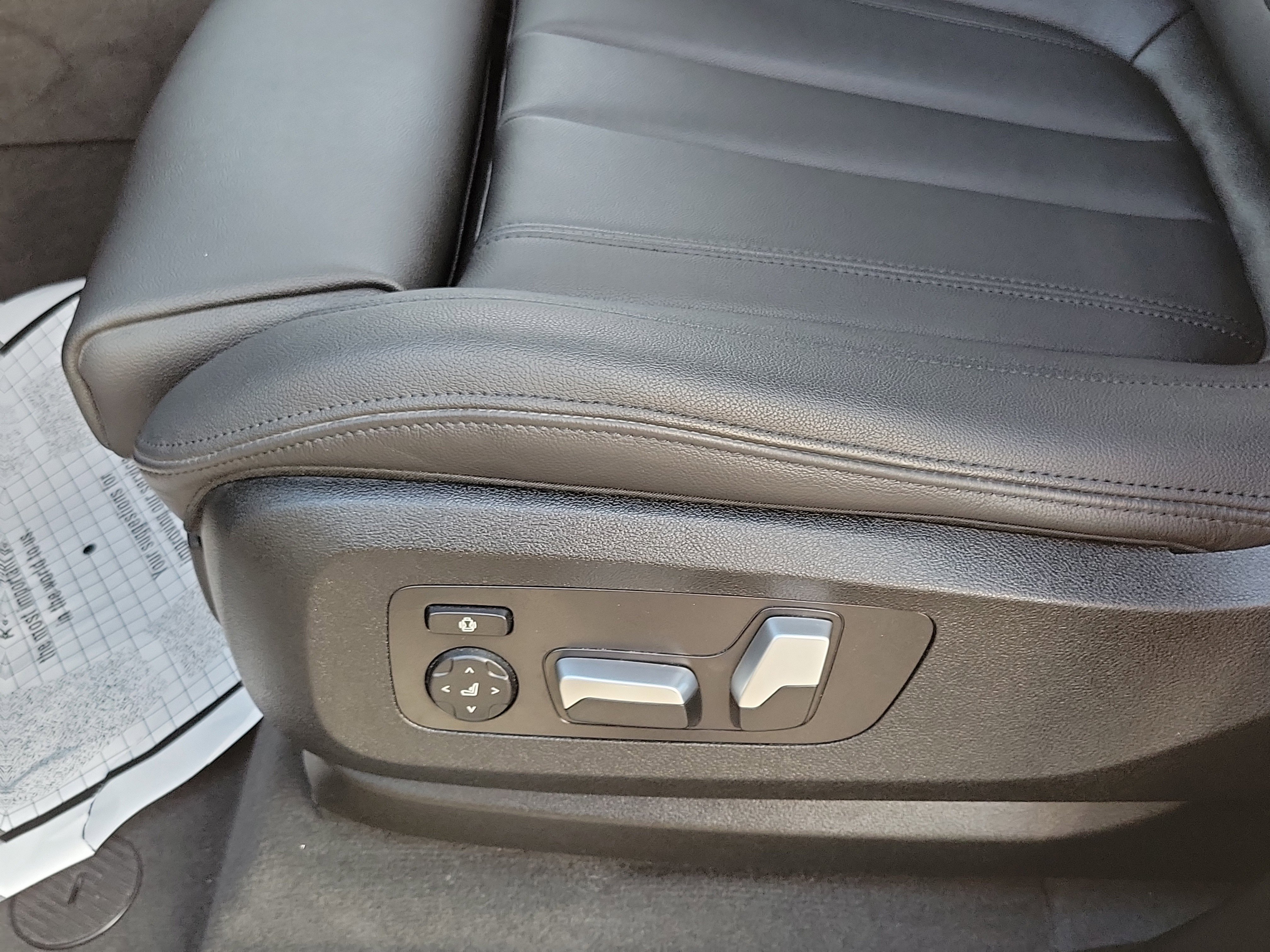 Used 2022 BMW X5 sDrive40i w/ Parking Assistance Package RWD image 18