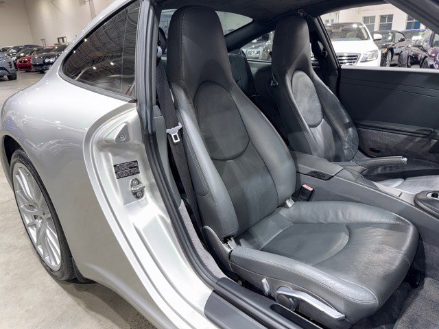 Used 2005 Porsche 911 Carrera image 44
