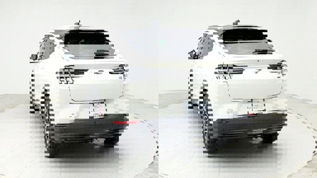 Used 2025 Ford Mustang Mach-E Select image 6