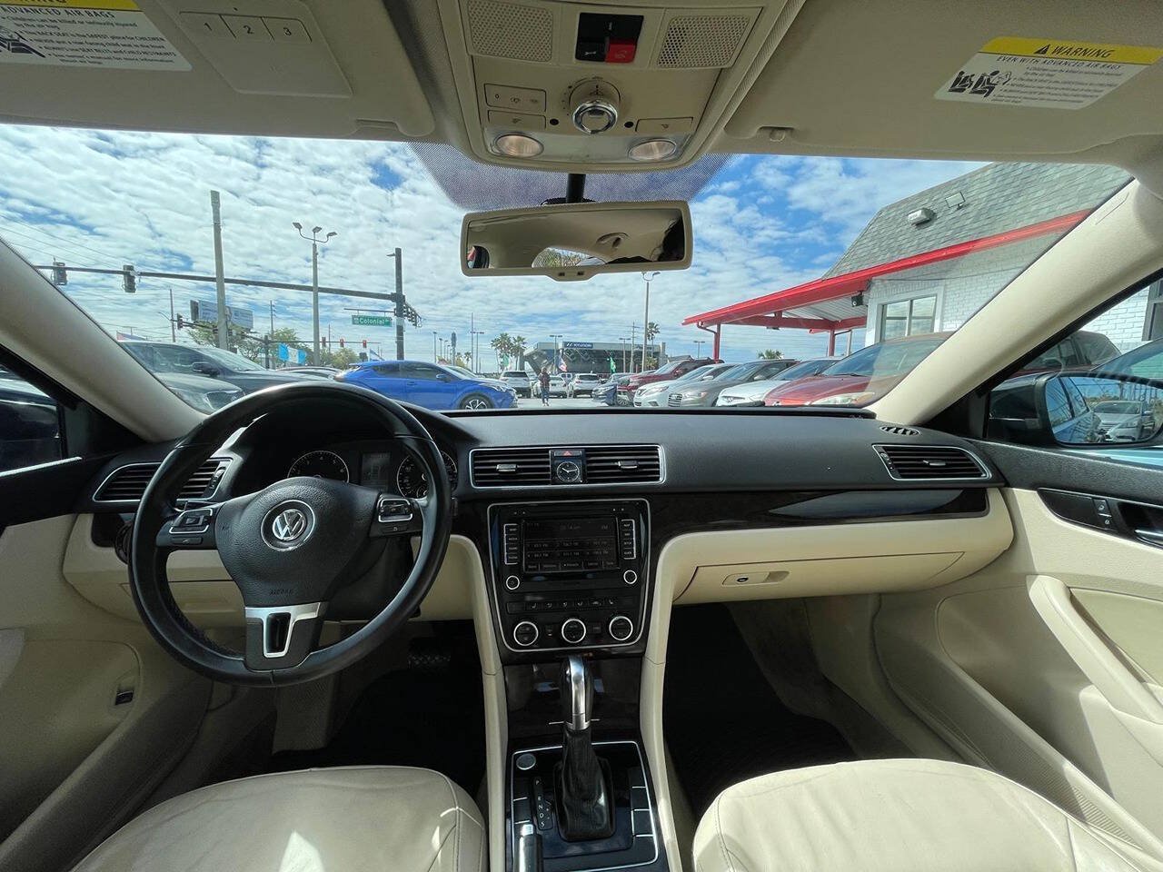 Used 2014 Volkswagen Passat 1.8T SEL Premium FWD image 2