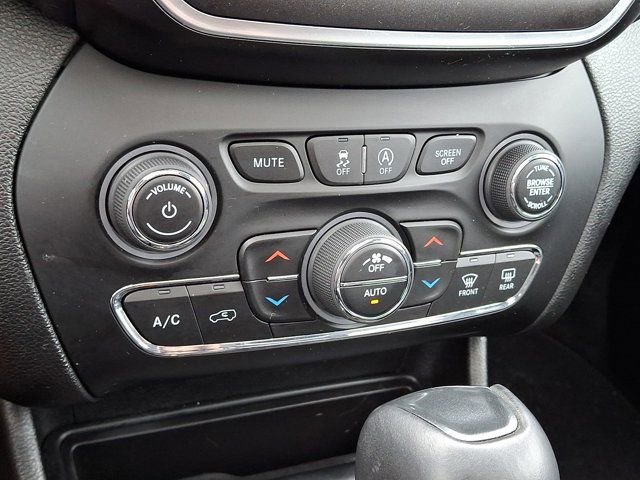 Certified 2021 Jeep Cherokee Trailhawk w/ Sun, Sound & Nav Group AWD/4WD image 21