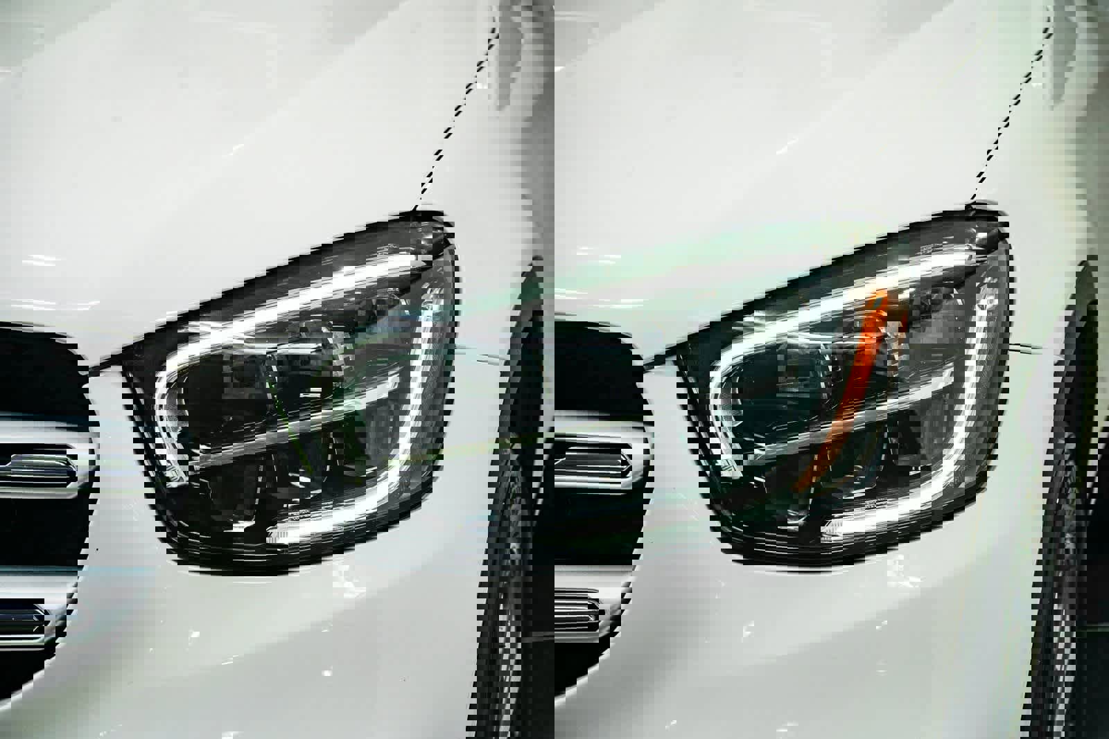 Used 2022 Mercedes-Benz GLC 300 image 7