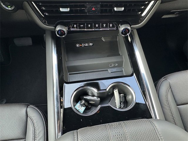 New 2026 Chevrolet Suburban High Country image 16