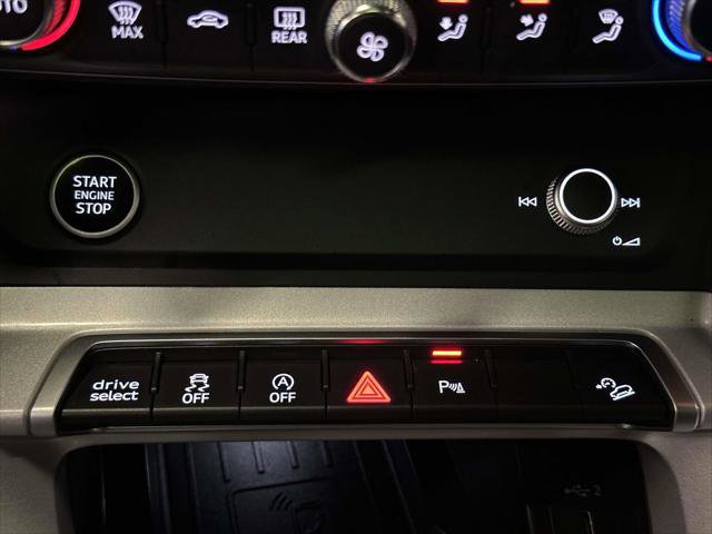 Used 2024 Audi Q3 2.0T Premium image 29