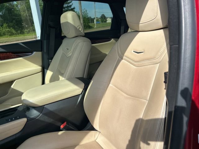 Used 2019 Cadillac XT5 Premium Luxury AWD/4WD image 40