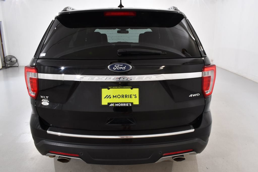 Used 2018 Ford Explorer XLT w/ Equipment Group 202A AWD/4WD image 13