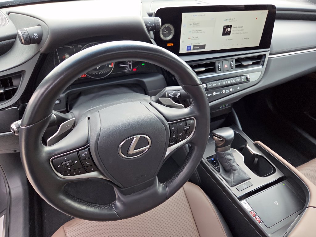 Certified 2025 Lexus ES 350 w/ Premium Package FWD image 33