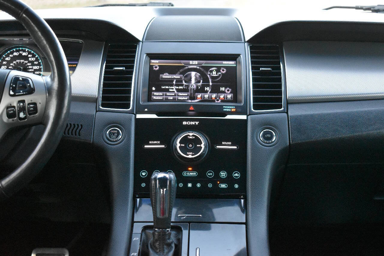 Used 2013 Ford Taurus SHO image 24