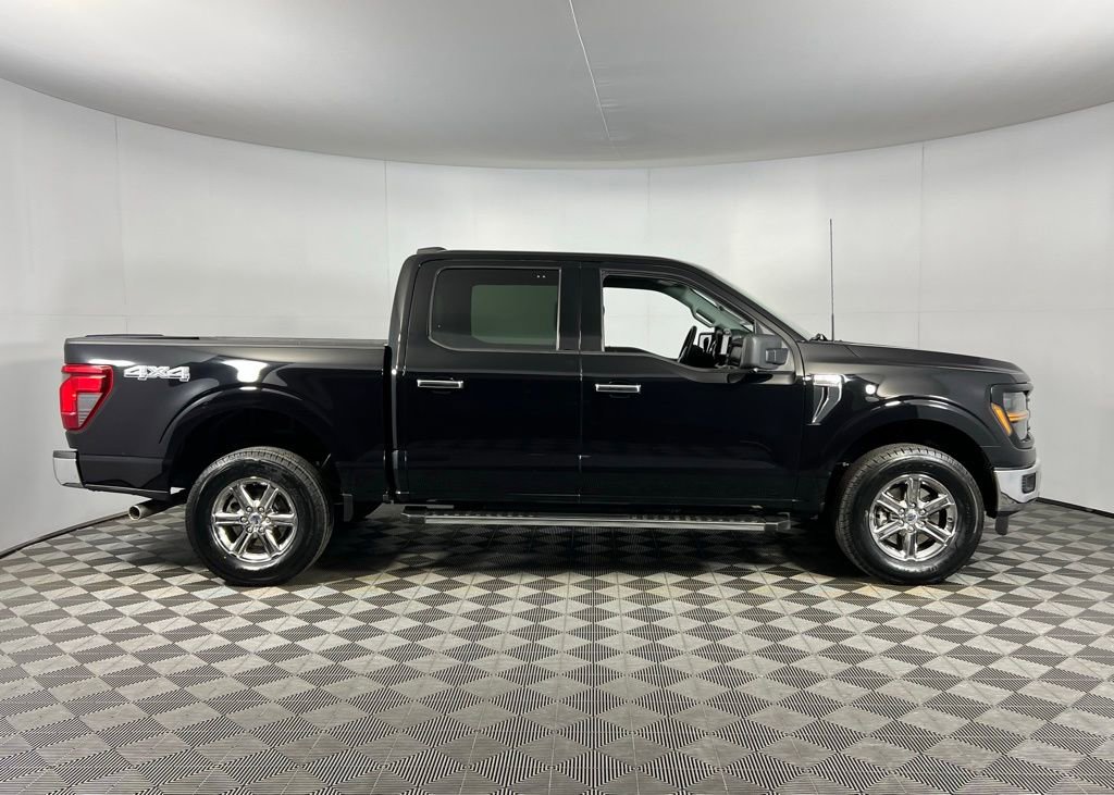 Used 2024 Ford F150 XLT w/ Tow/Haul Package image 3
