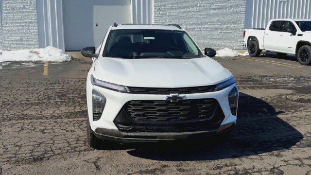 New 2026 Chevrolet Trax ACTIV image 3
