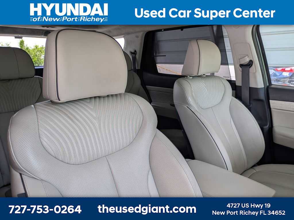 Used 2023 Hyundai Palisade Calligraphy AWD/4WD image 6