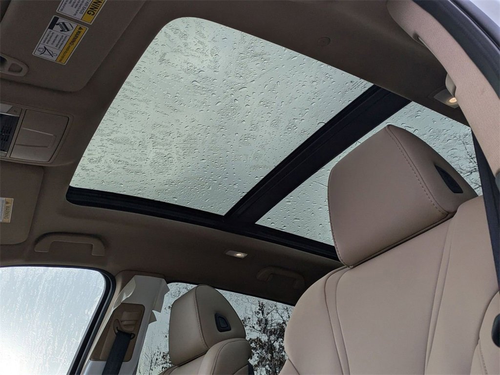 Certified 2025 Acura MDX SH-AWD image 12