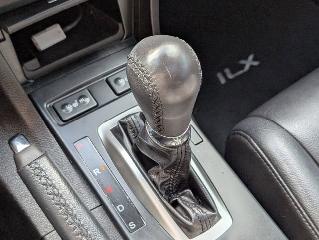 Used 2017 Acura ILX image 30