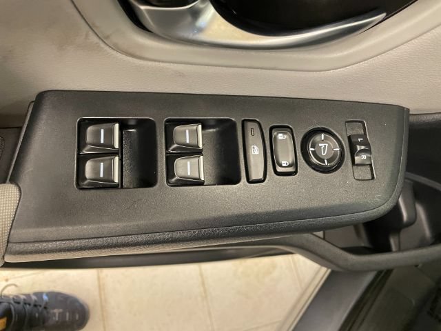 Used 2024 Honda Pilot LX image 19