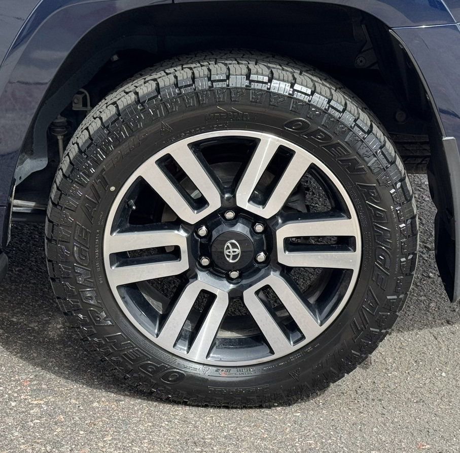 Used 2022 Toyota 4Runner Limited image 11