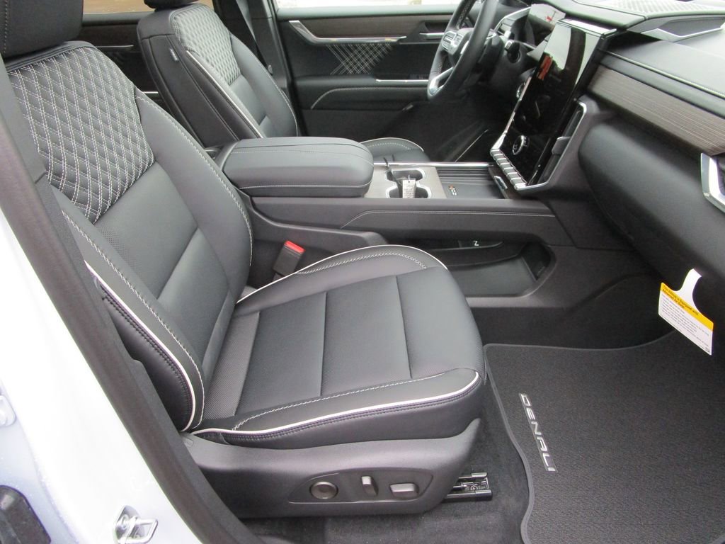 New 2026 GMC Acadia Denali w/ Super Cruise Package image 34