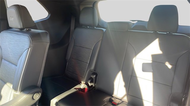 New 2026 Buick Enclave Sport Touring w/ Power Package image 9