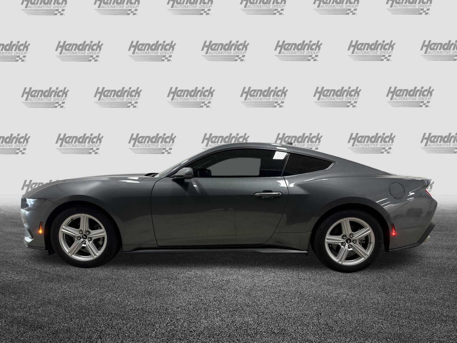 Used 2026 Ford Mustang Coupe RWD image 7