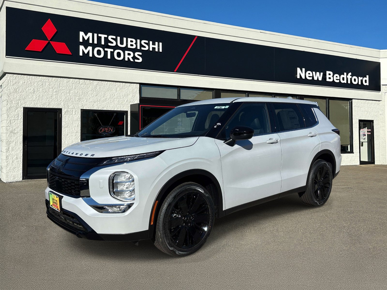 New 2026 Mitsubishi Outlander LE