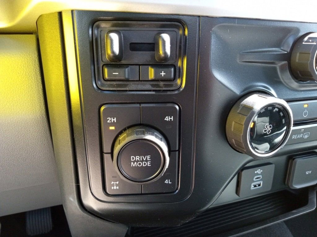 New 2026 Ford F250 XLT AWD/4WD image 30
